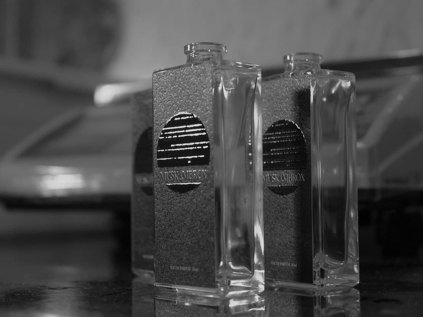 Mesa de trabajo del laboratorio de Sillage